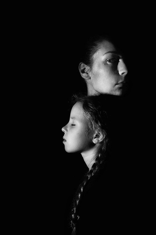 autoportrait with daughter