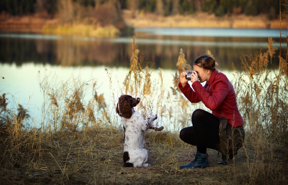 Девочка с фотоаппаратом.