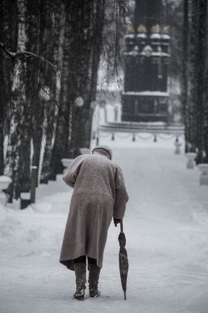 Мой год окончен, я ухожу...