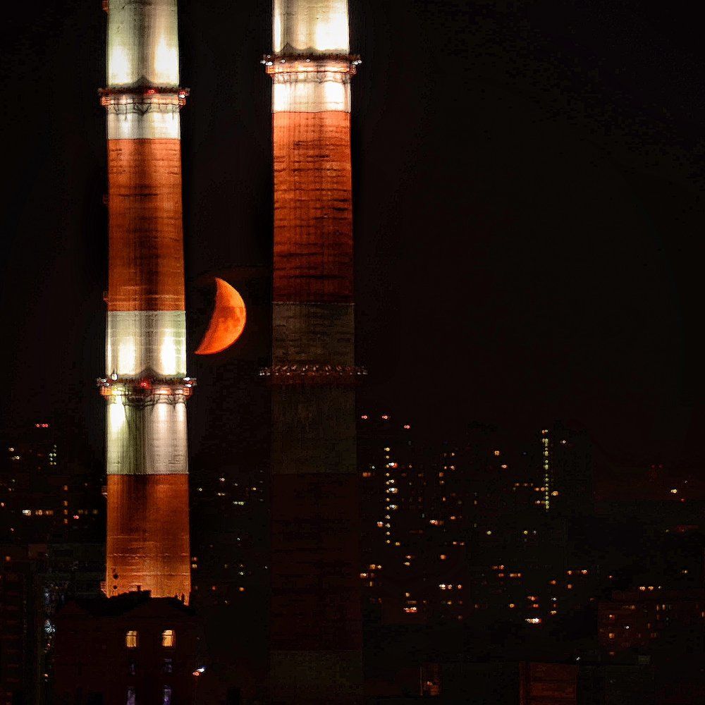 Луна в трубах.