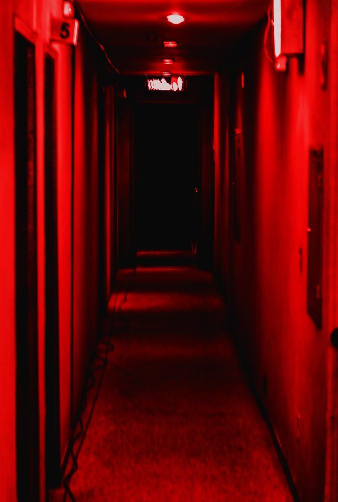 Corredor Vermelho / красный коридор
