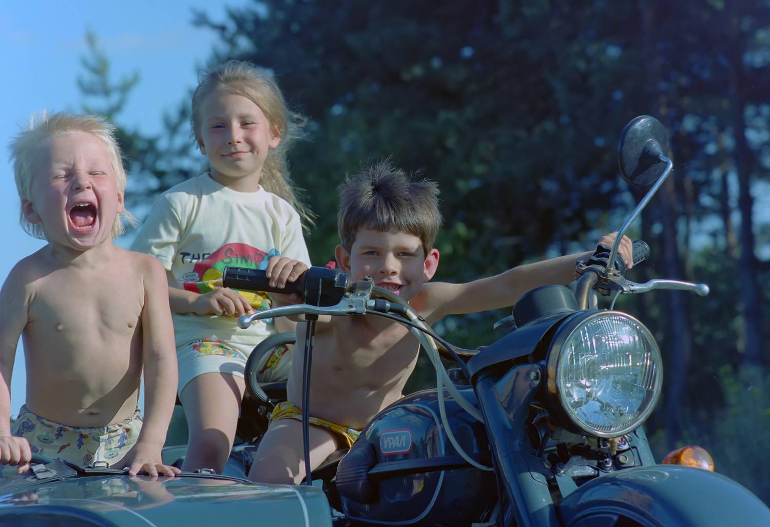 Photo #12175623