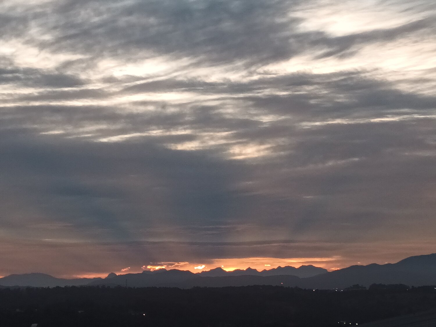 Amanece