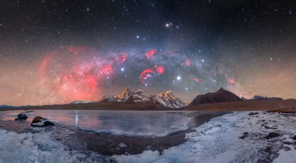 Photograph by Qian Haocong
