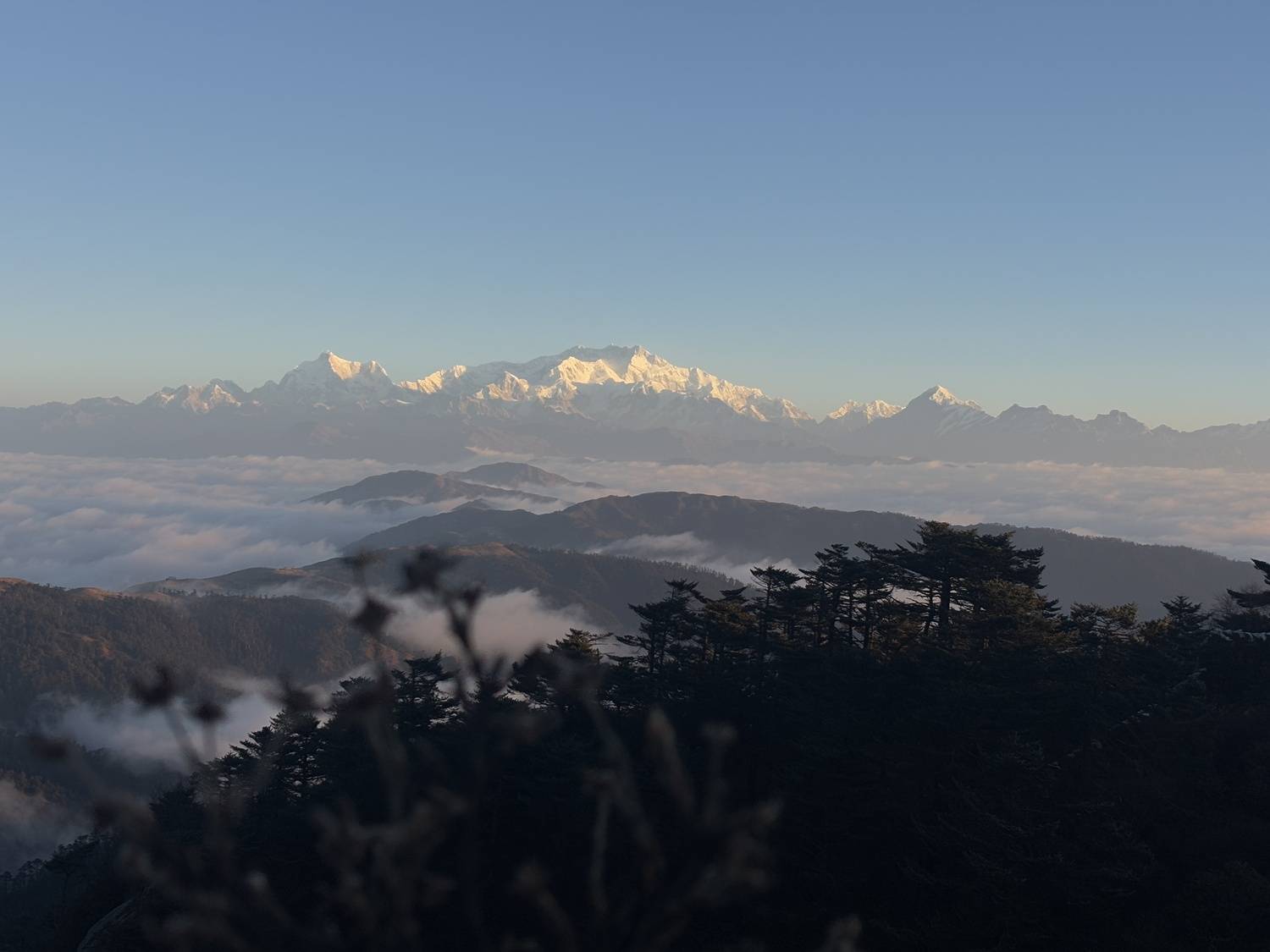 Sleeping buddha(Mt.Kanchendzonga)