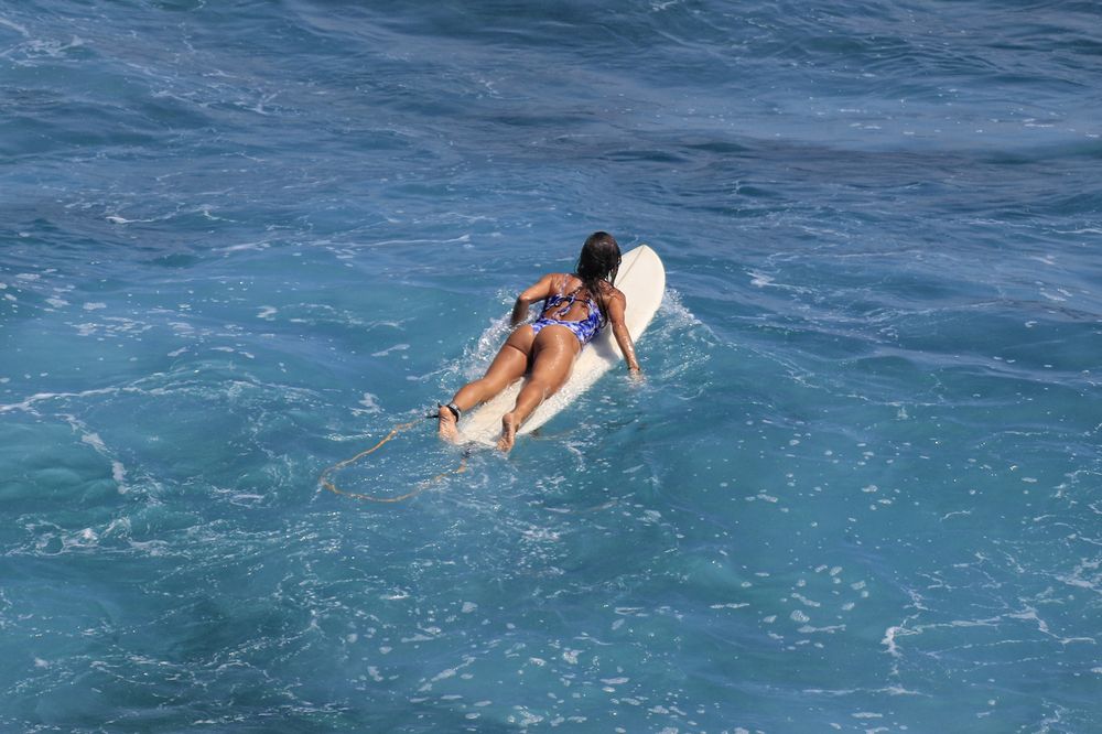 SURF BALI