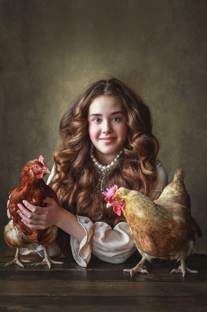 Зара и её курочка