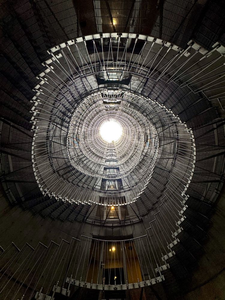 Photograph by KOBAYASHI KIMIO