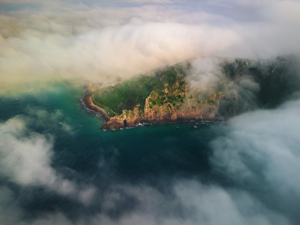 Photograph by Quan Nguyen
