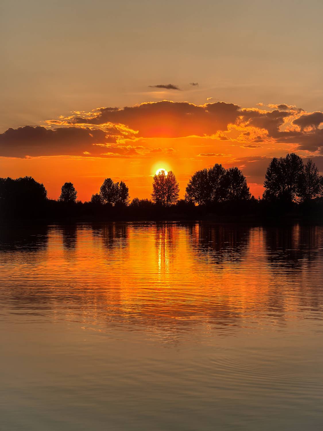 Закат на Цнянском водохранилище