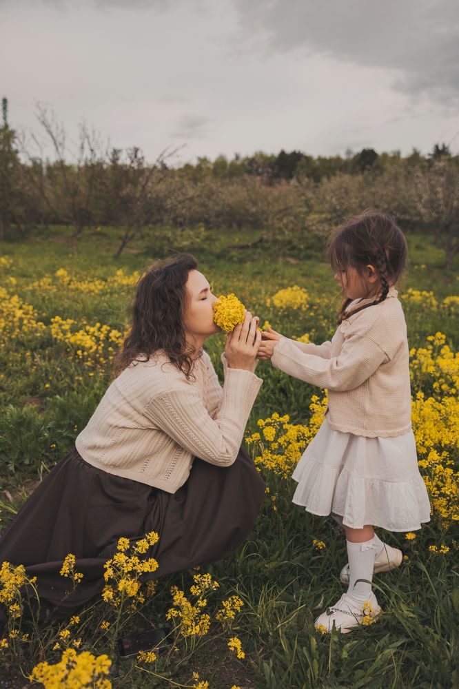 Clare of Svetlana with kids