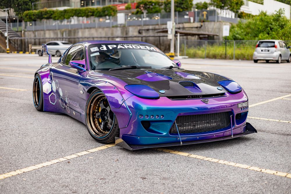 Wavelength Warrior – The Pandem RX-7 in Prism Purple