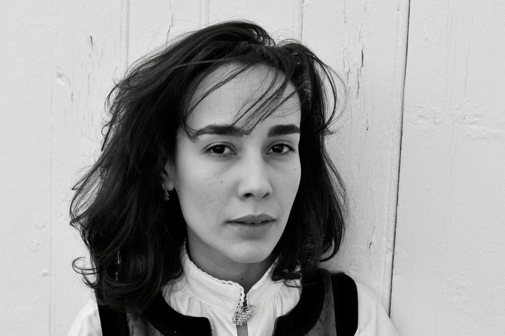 Let\'s talk with our eyes?