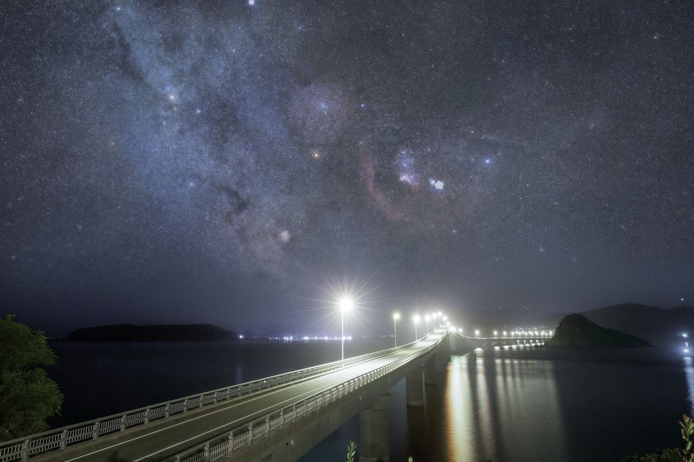 Photograph by Onitsuka Takuya