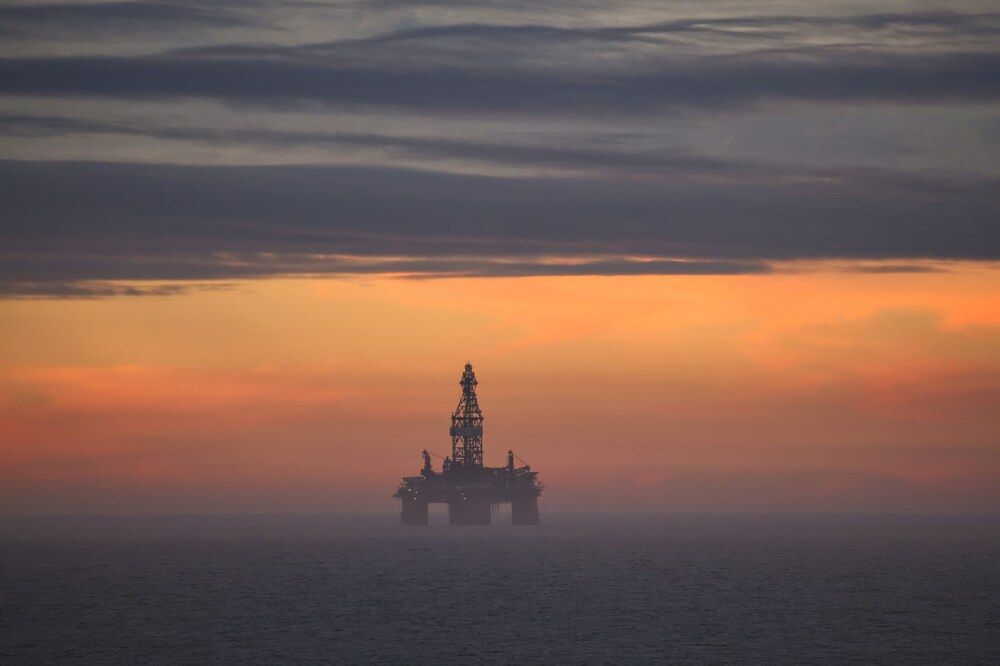 Oil rig