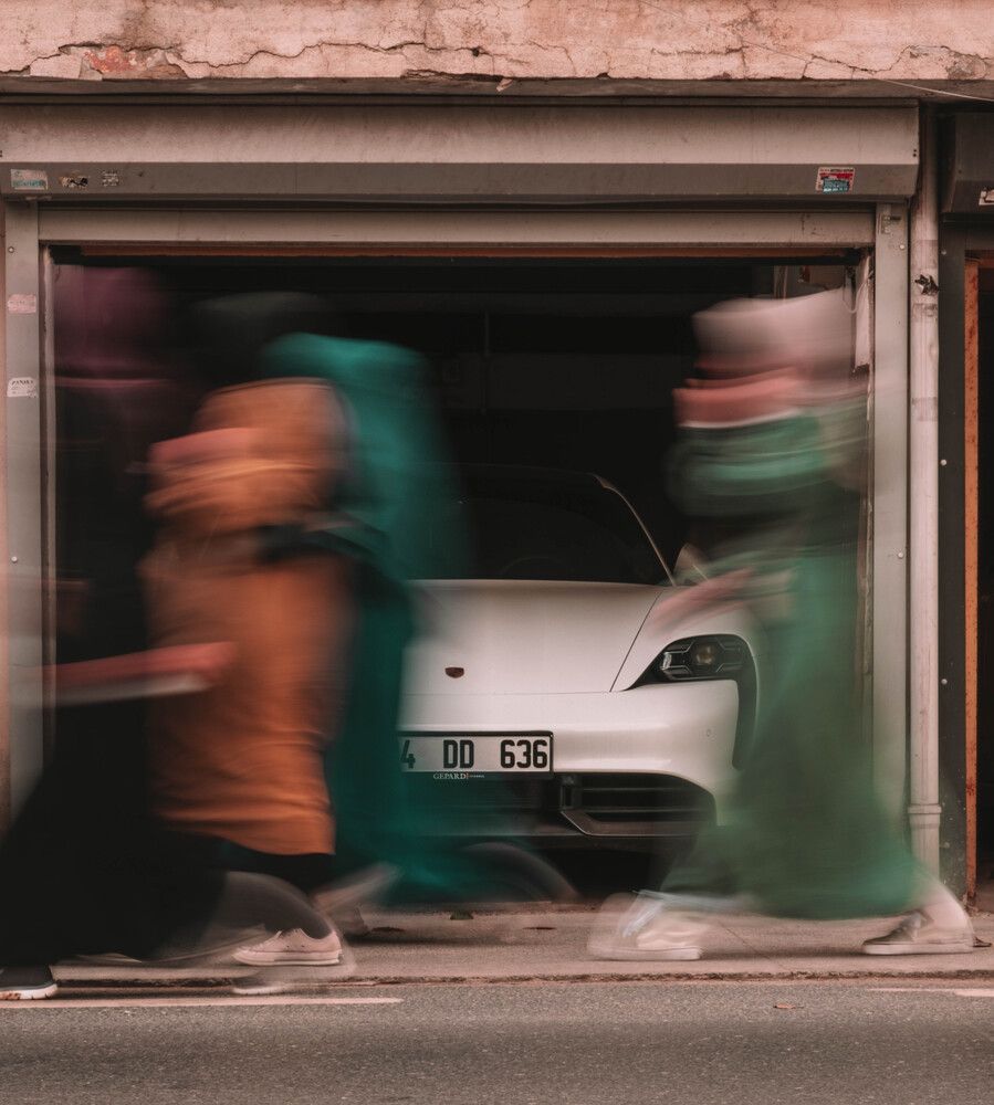 Photograph by Hakan Tunc