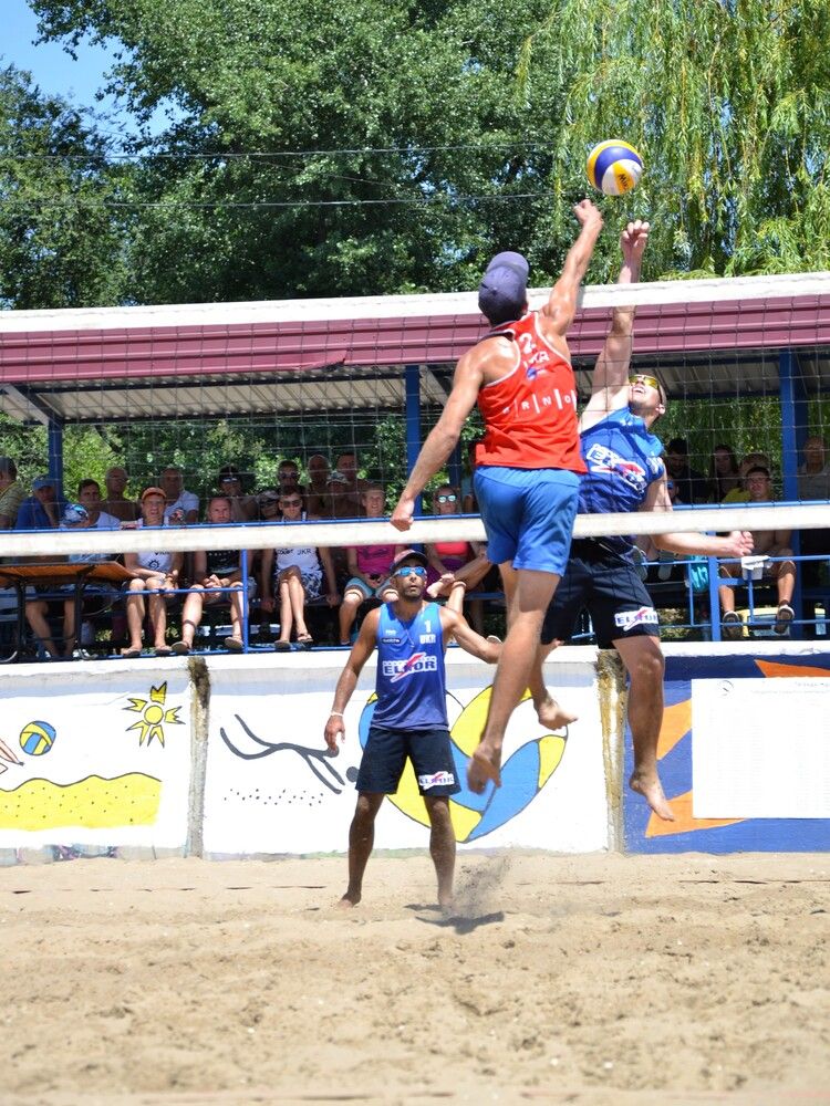 Чемпионат Украины по пляжному волейболу