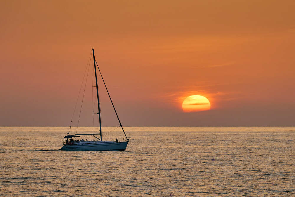 Photograph by Mikhail Khmelevskiy