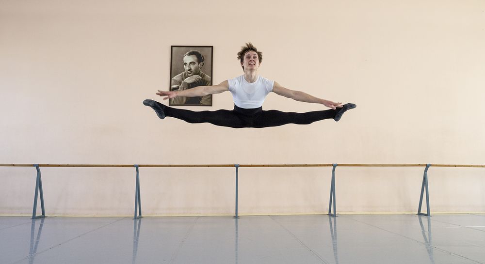 Фотография автора Анатолий Макоедов