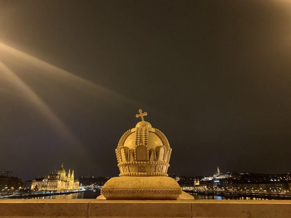Корона Св.Іштвана