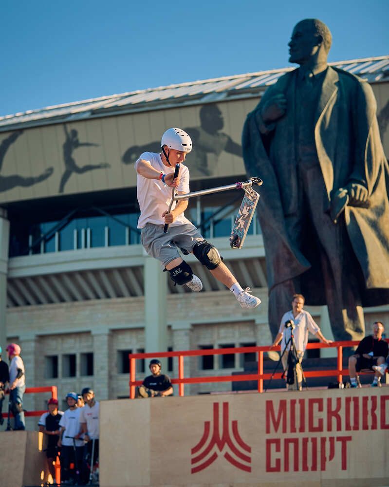 Photograph by Mikhail Khmelevskiy