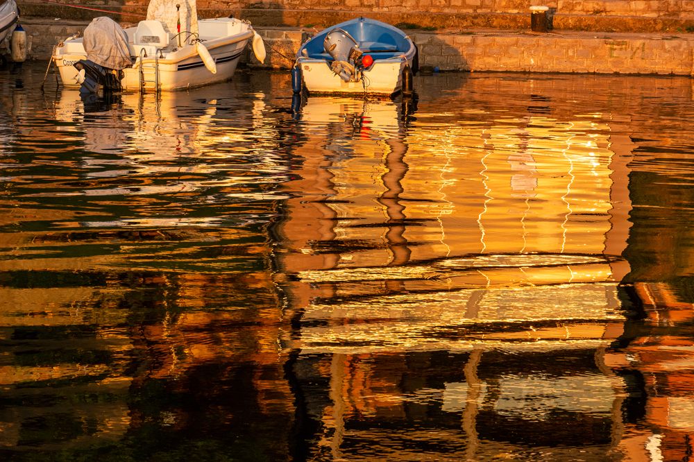 Золотой час