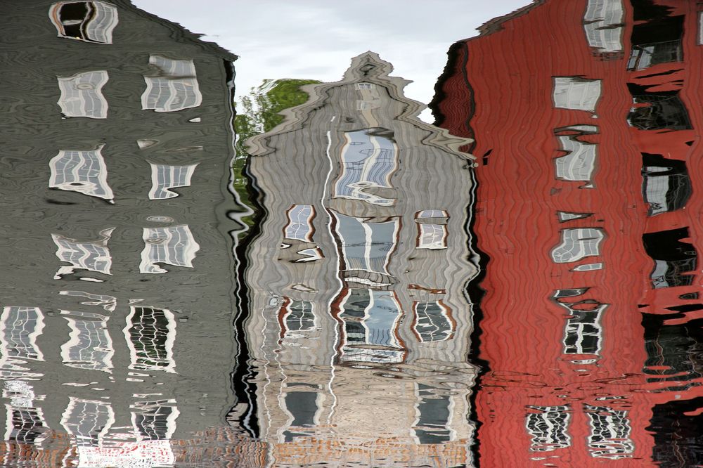 Домики на берегу