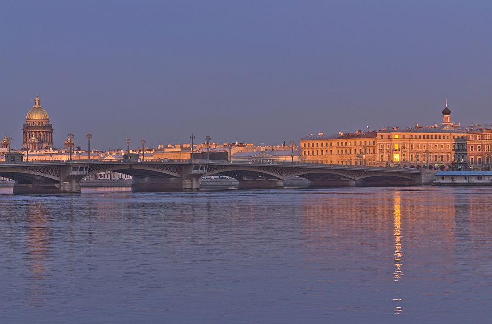 Петербургские оттенки.