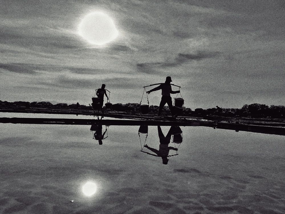 Photograph by Roger Baligod