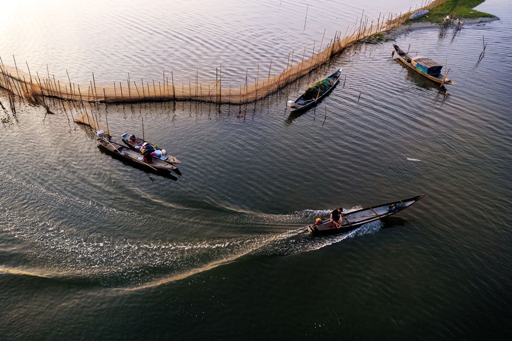 Photograph by Le Nhat Quang