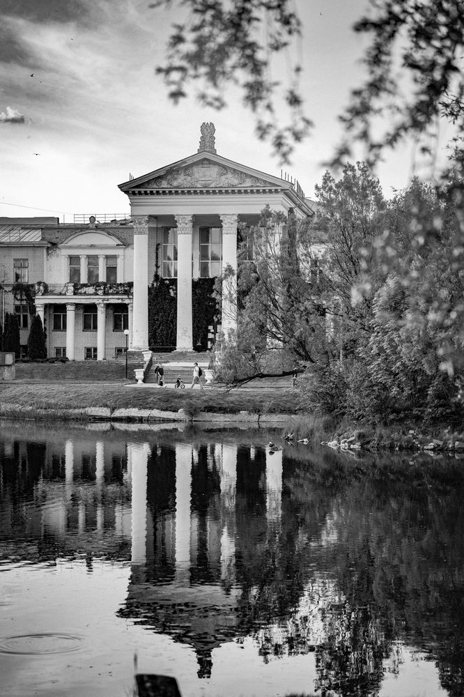 Photograph by Anton Kotlovskii