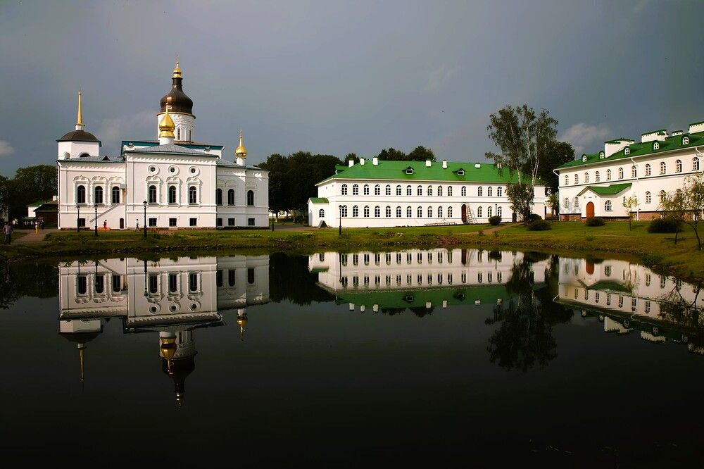 Собор Трех святителей