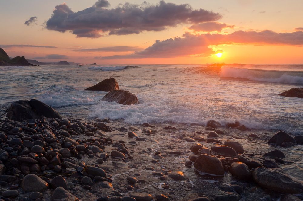 Восход на Тихом океане