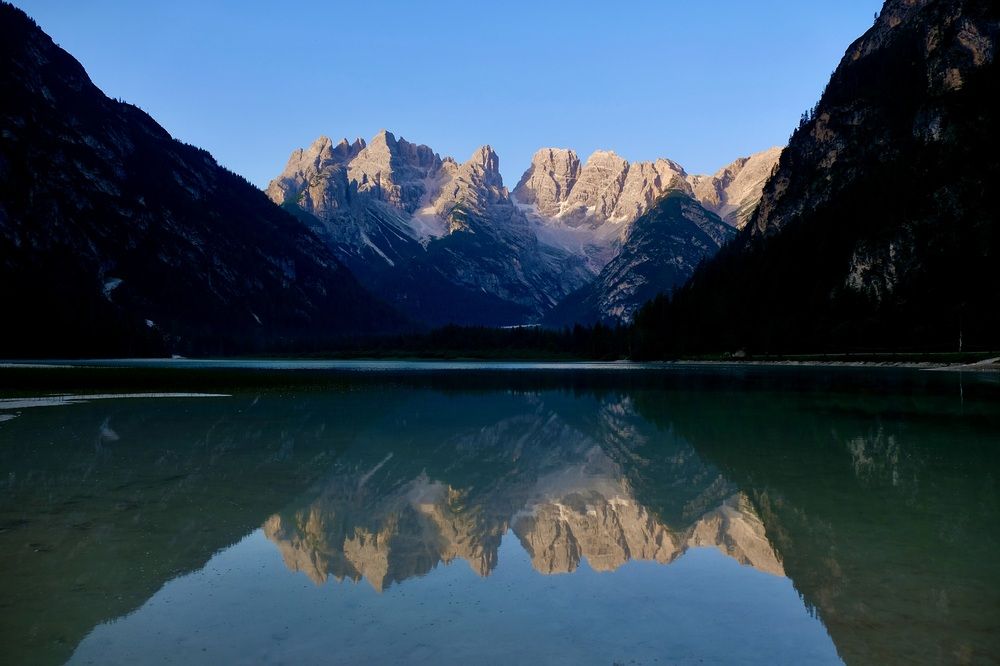 A quiet day in the mountains