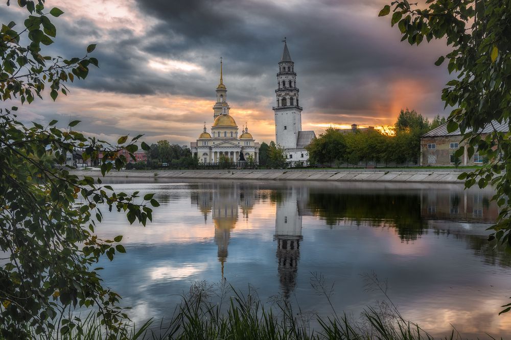 Невьянск. Наклонная башня Демидовых