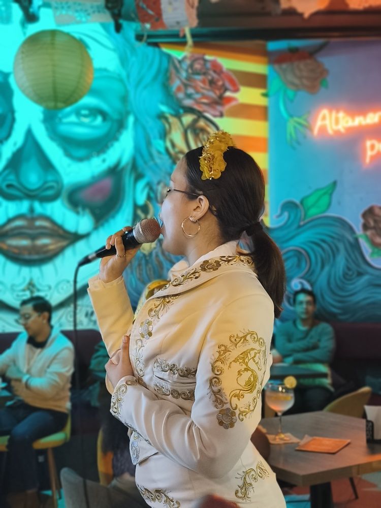 LA MARIACHI