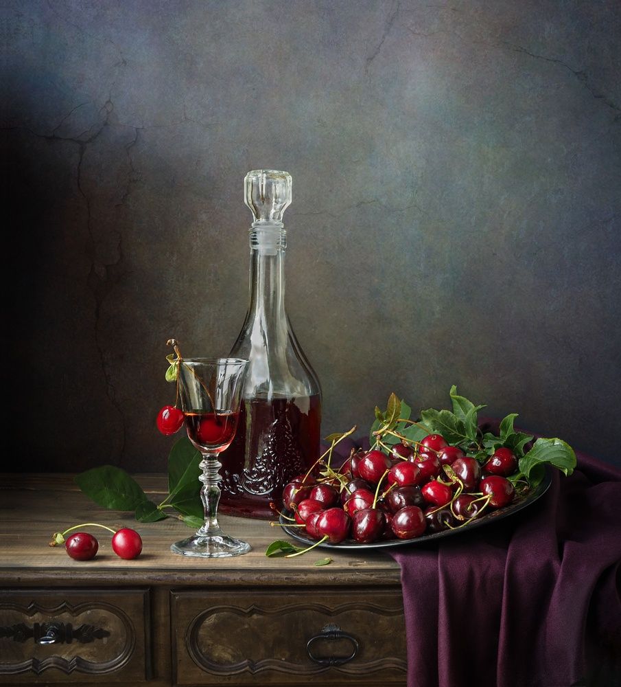 Черешневый ликёр / Cherry liqueur