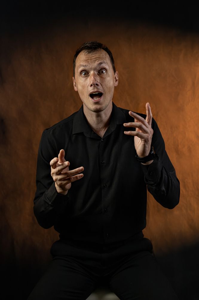 Photograph by Anton Hantov