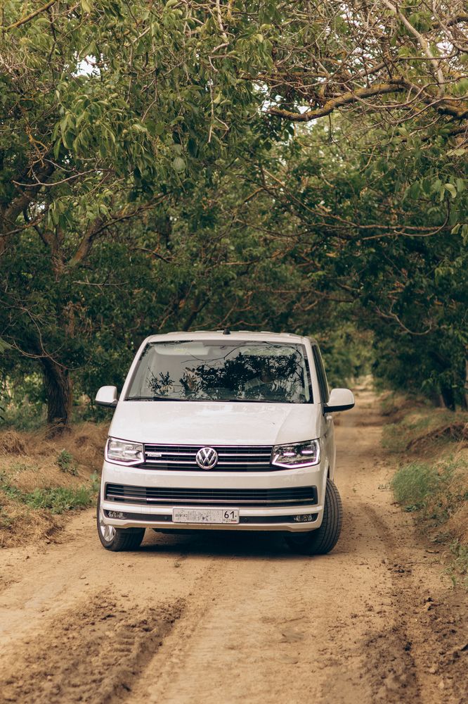 Photograph by Irina Chka