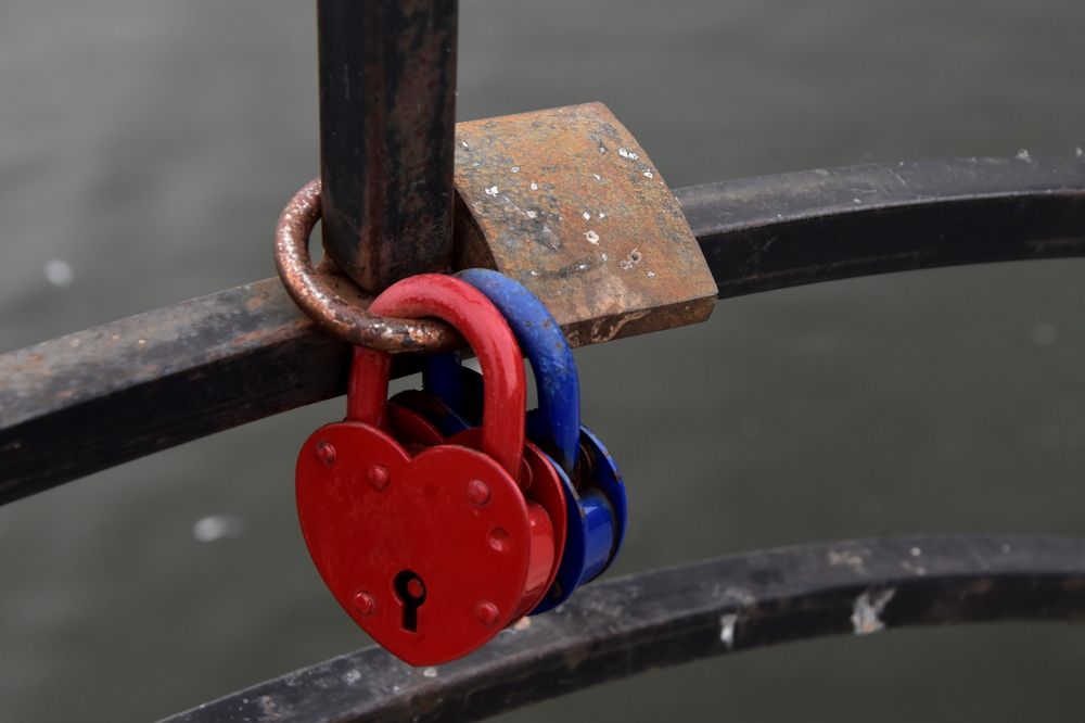 Photograph by Dimon Grinih