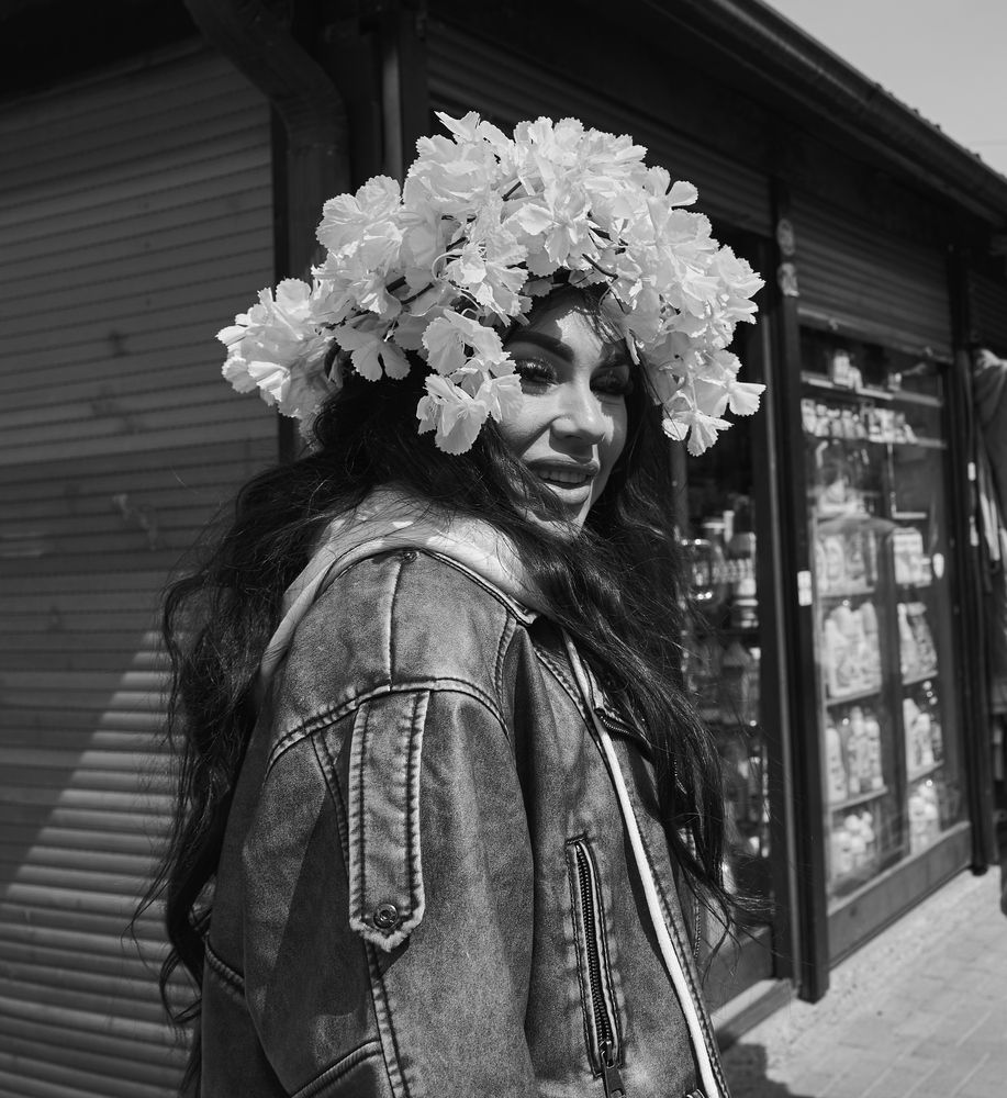 Незнакомка.