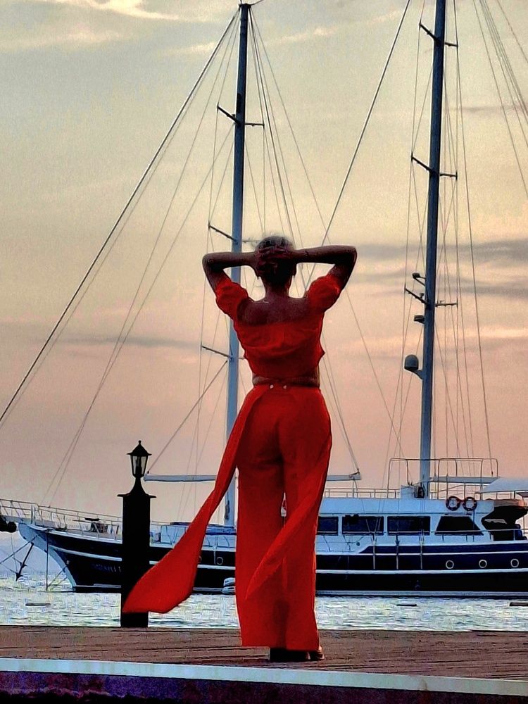 «Лето в шелесте волн»