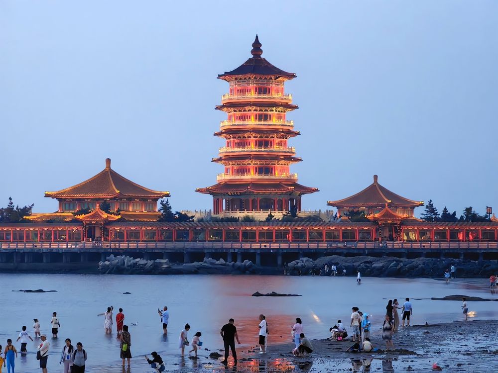 Evening in Penglai...