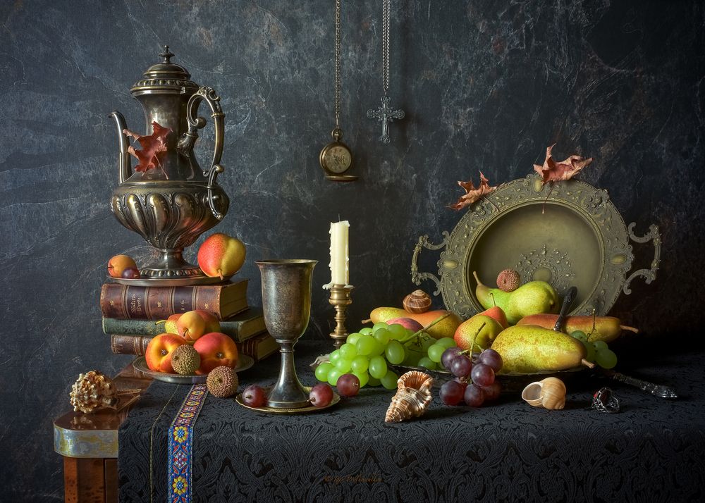 -Чарует осень сказкой на столе...