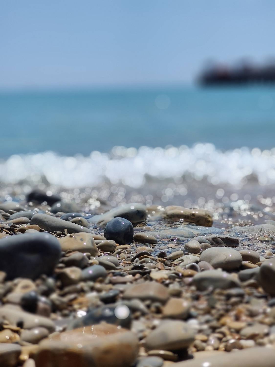 Камень на черном море