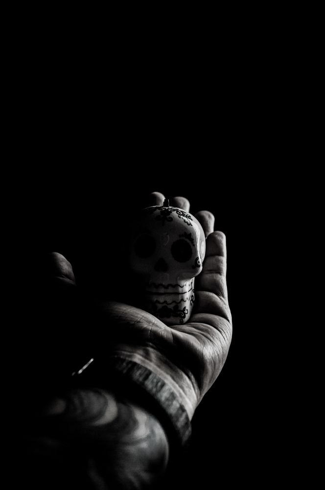 Death Fits in the Palm