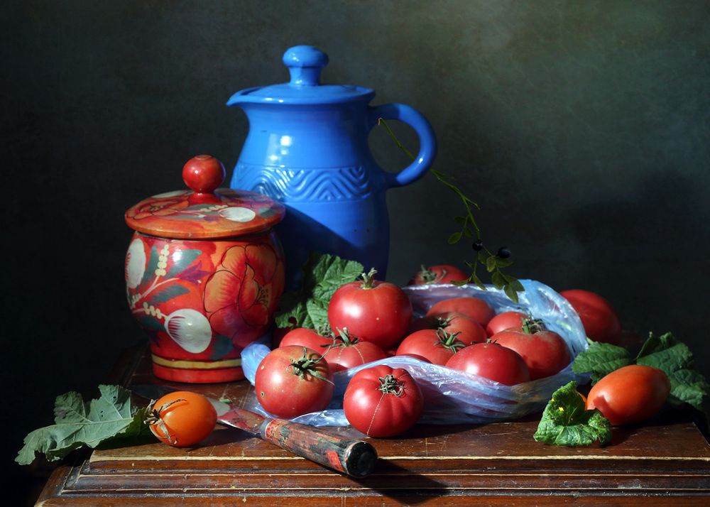 Красные помидорки