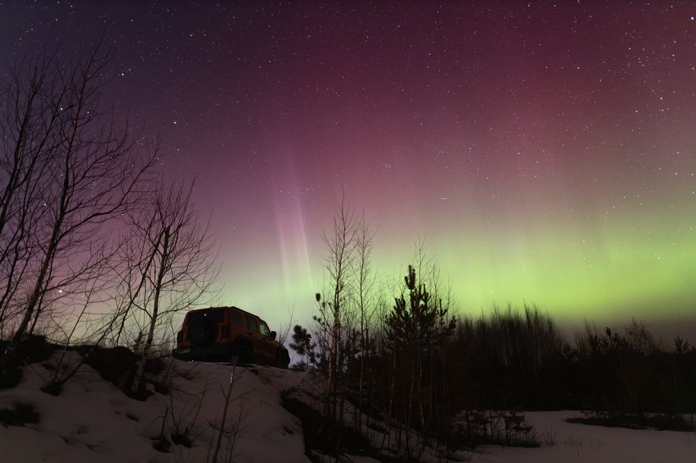 First Frames from a Successful Aurora Hunt at Voloyarvi