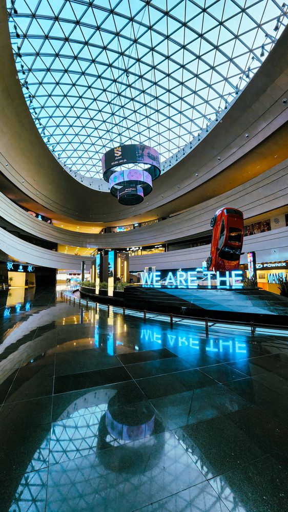 Photograph by Mina Mamdouhi