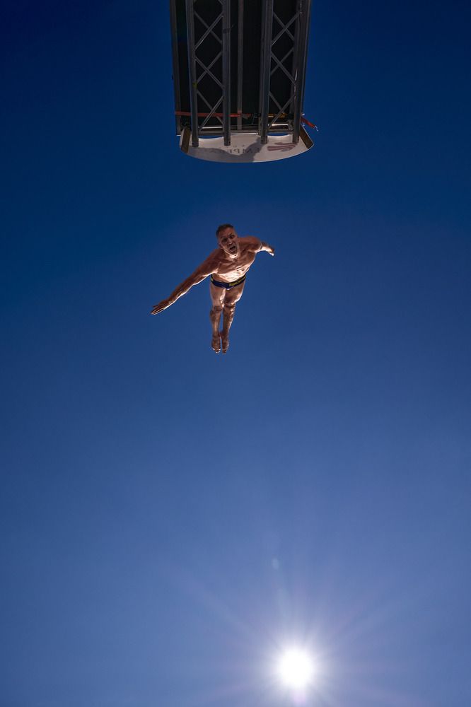 The one who flies No. 73